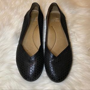 Dansko Ballet Black Flats Size 39